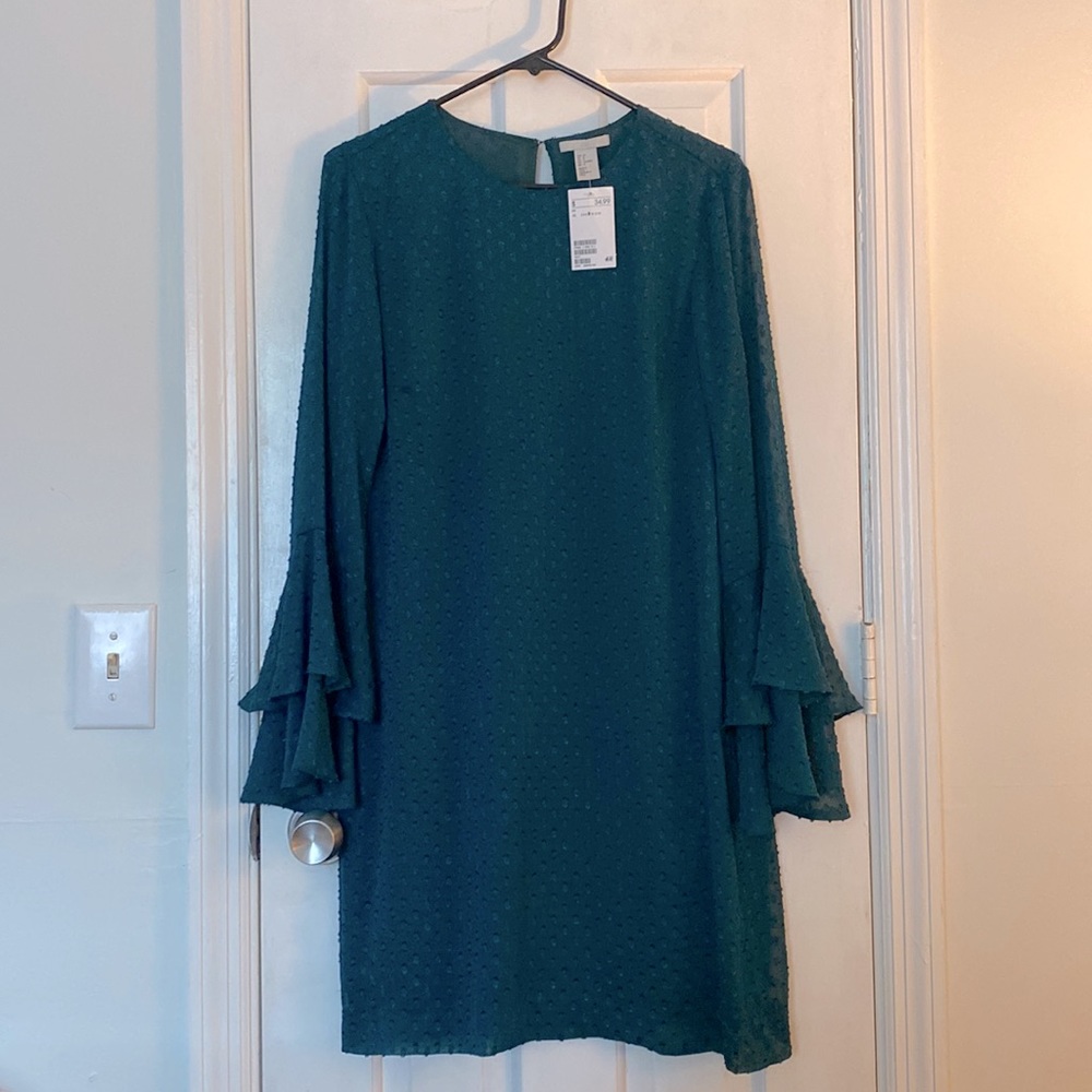 Size 8 womens dress from H&M. Never worn, NWT